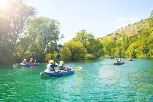 Erkunden Sie die Schluchten des Flusses Zrmanja mit dem Kanu